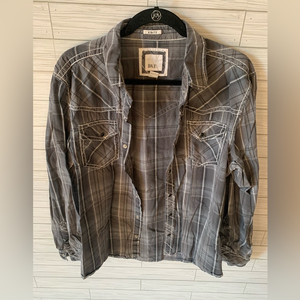 BKE Men's Gray pearl snap button down Plaid Shirt